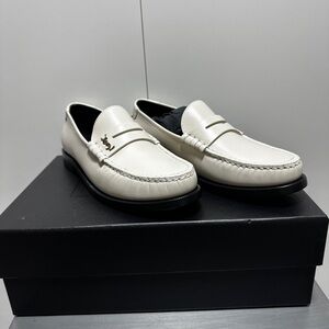 Saint Laurent women’s loafer white. Size 36